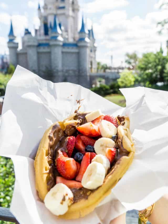 cropped-Fruit-and-Nutella-Waffle-Sandwich-05119-3.jpg