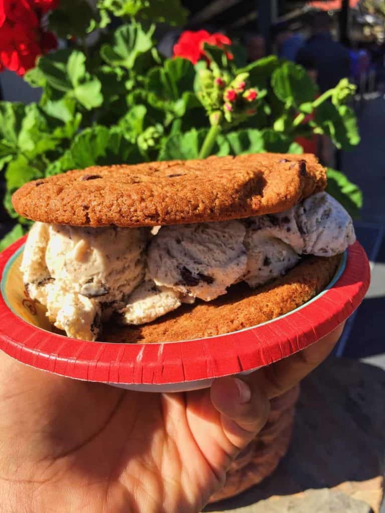 Ice Cream Cookie Sandwich Hollywood Scoops