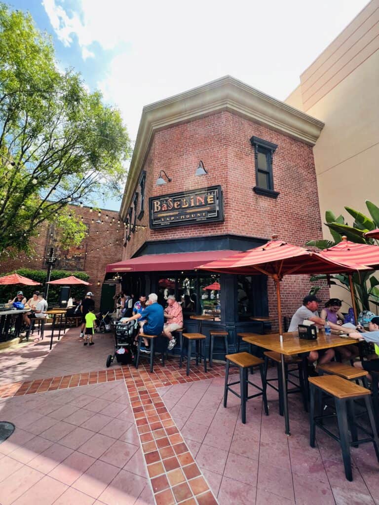 BaseLine Tap House at Hollywood Studios